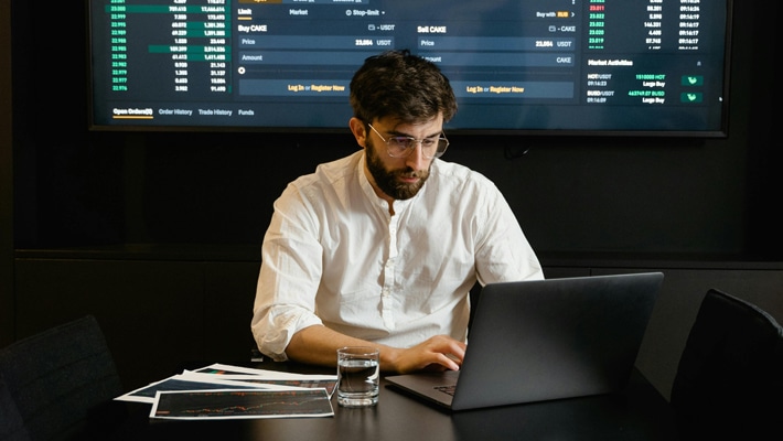 Gefahr von Verlusten beim Aktien-Investment - so können Anleger es schaffen